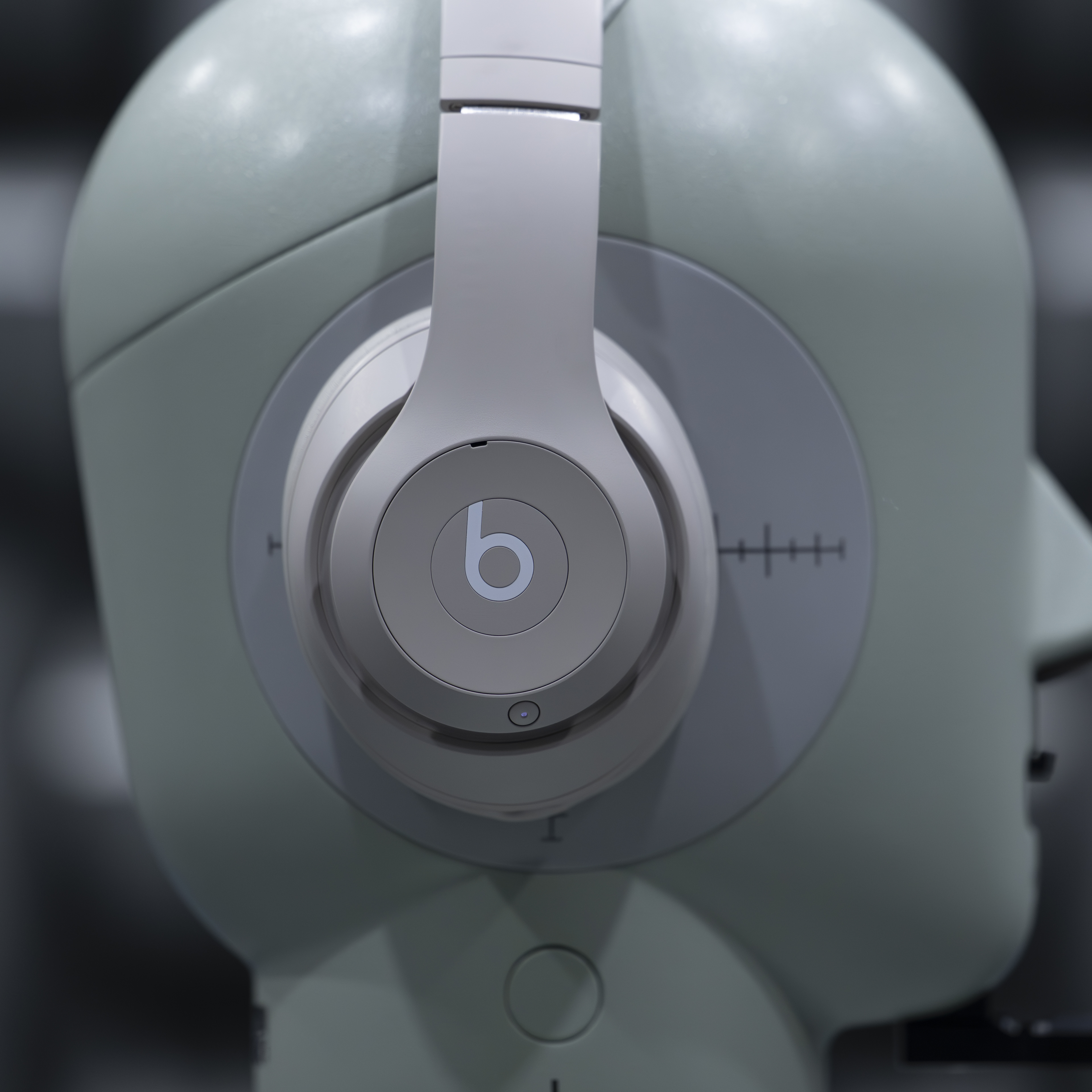 Beats Studio Pro